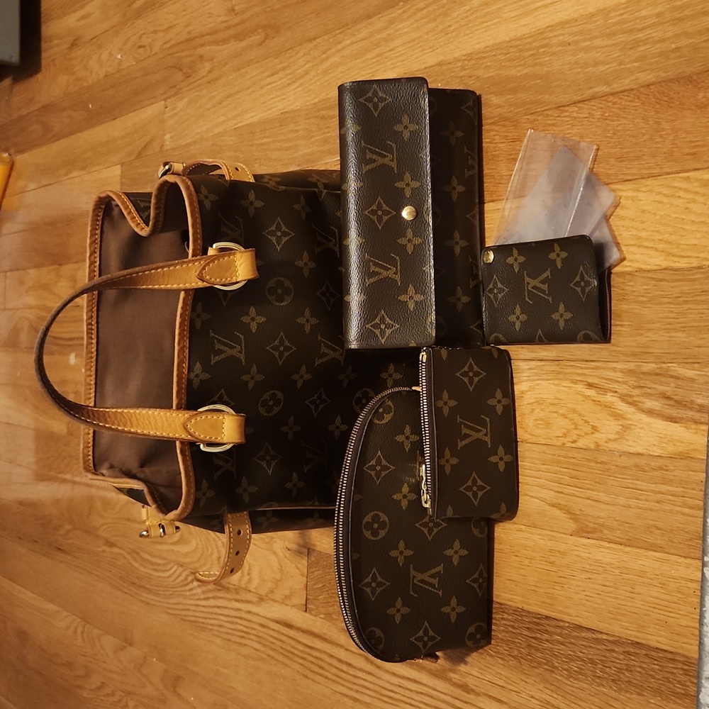 Louis Vuttion bundle